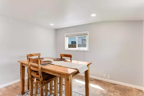 Dining - 1034 Caldwell Ave, Vallejo, CA 94591 photo 1 of 3