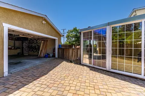 Exterior - 1034 Caldwell Ave, Vallejo, CA 94591 photo 17 of 22