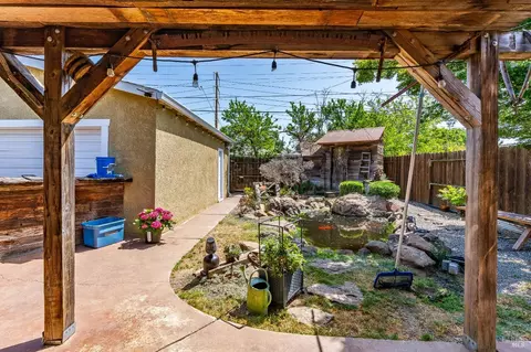 Exterior - 1034 Caldwell Ave, Vallejo, CA 94591 photo 13 of 22