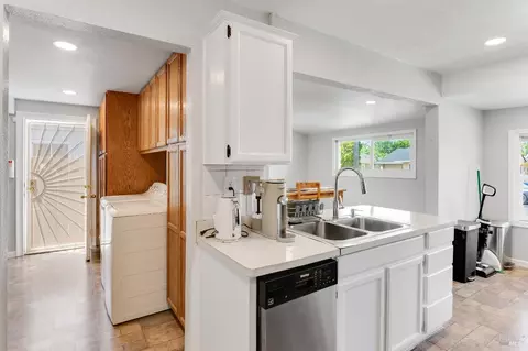 Other - 1034 Caldwell Ave, Vallejo, CA 94591 photo 7 of 12