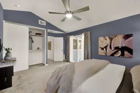 Bedroom - 1034 Hickory Ave, Fairfield, CA 94533 photo 3 of 8