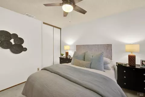 Bedroom - 1034 Hickory Ave, Fairfield, CA 94533 photo 6 of 8