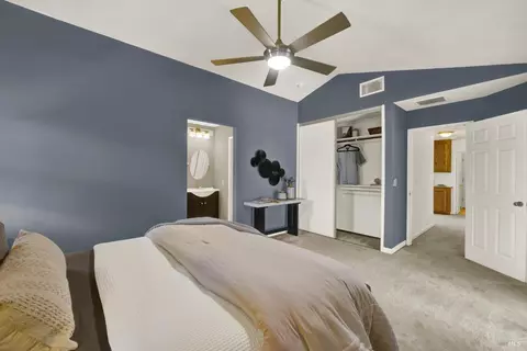 Bedroom - 1034 Hickory Ave, Fairfield, CA 94533 photo 4 of 8