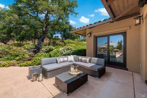 Exterior - 178 Westgate Dr, Napa, CA 94558 photo 4 of 11