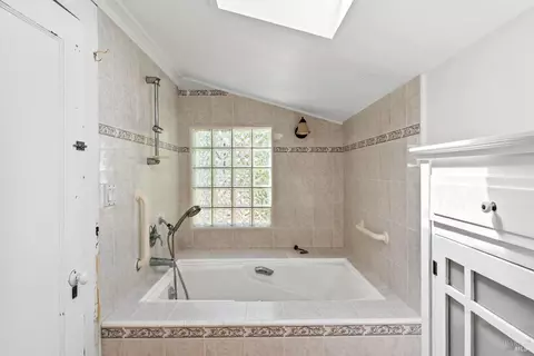 Bath - 365 E Railroad Ave, Cotati, CA 94931 photo 2 of 2