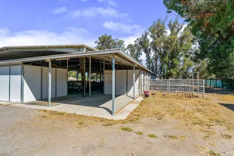 Exterior - 365 E Railroad Ave, Cotati, CA 94931 photo 1 of 22