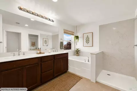 Bath - 342 Tilden Cir, Vacaville, CA 95688 photo 3 of 6