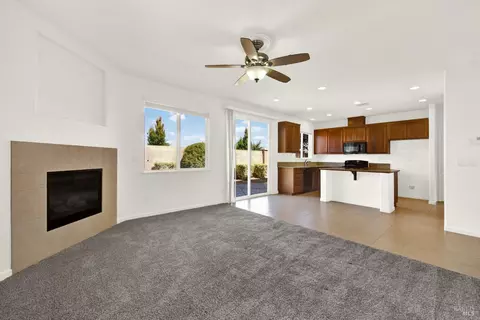 Living - 342 Tilden Cir, Vacaville, CA 95688 photo 7 of 7