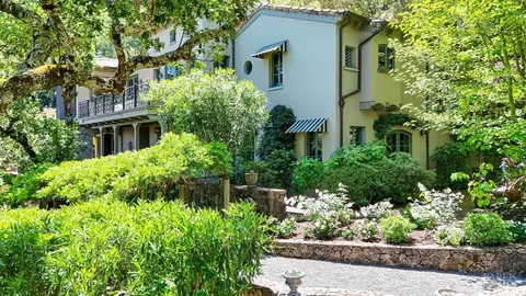 6572 Sonoma Mountain Rd, Santa Rosa, CA 95404