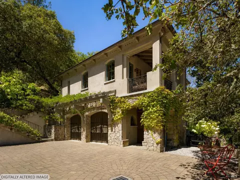 6572 Sonoma Mountain Rd, Santa Rosa, CA 95404