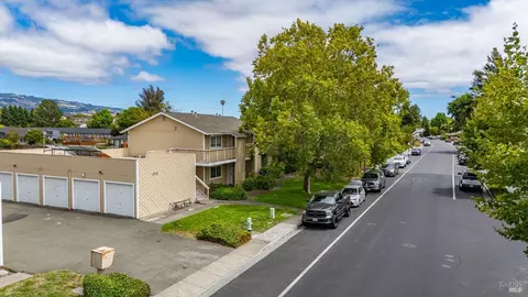 View/Area - 8270 Lancaster Dr, Cotati, CA 94931 photo 2 of 10