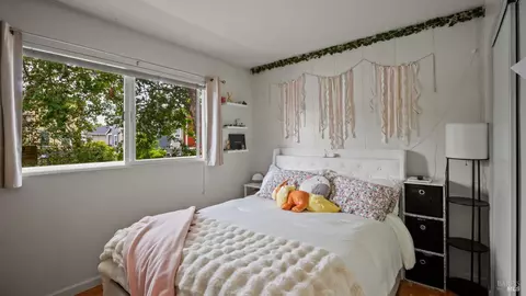 Bedroom - 8270 Lancaster Dr, Cotati, CA 94931 photo 3 of 5