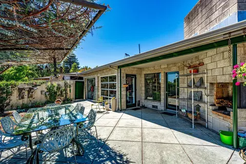 Exterior - 1537 Ora Dr, Napa, CA 94559 photo 14 of 33