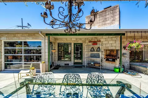 Exterior - 1537 Ora Dr, Napa, CA 94559 photo 16 of 33