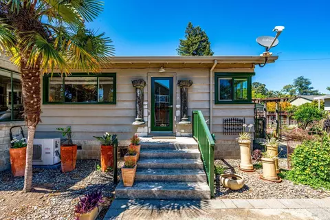 Exterior - 1537 Ora Dr, Napa, CA 94559 photo 7 of 33