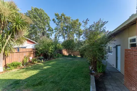 Exterior - 56 Mill Creek Dr, Willits, CA 95490 photo 8 of 14