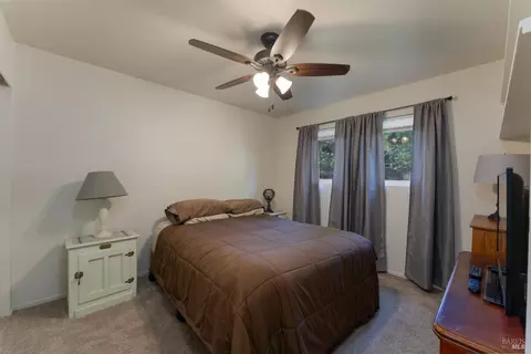 Bedroom - 56 Mill Creek Dr, Willits, CA 95490 photo 2 of 4
