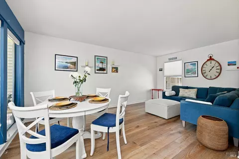 Dining - 8365 Windmill Farms Dr, Cotati, CA 94931 photo 2 of 2
