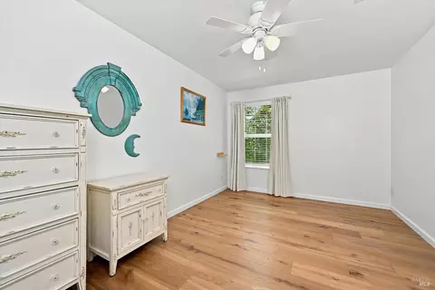 Bedroom - 8365 Windmill Farms Dr, Cotati, CA 94931 photo 2 of 4
