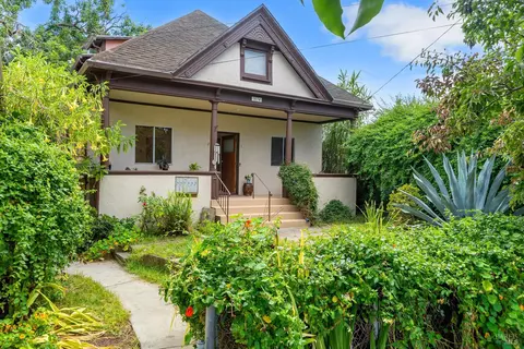 1614 Russell St, Berkeley, CA 94703