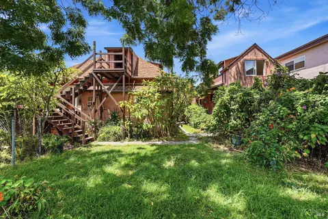 Exterior - 1614 Russell St, Berkeley, CA 94703 photo 8 of 16
