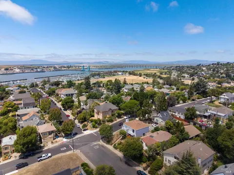 300 Kentucky St, Vallejo, CA 94590 photo 21