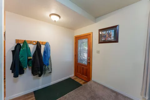 Entry Way - 119 Doolan Dr, Ukiah, CA 95482 photo 1 of 1