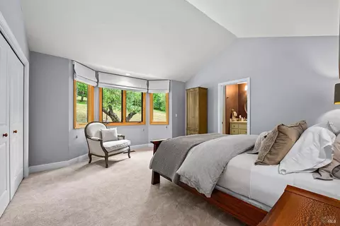 Bedroom - 2585 Marra Rd, Occidental, CA 95465 photo 3 of 6