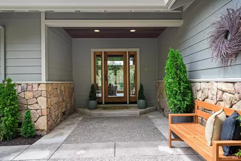 Entry Way - 2585 Marra Rd, Occidental, CA 95465 photo 1 of 4