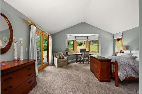 Bedroom - 2585 Marra Rd, Occidental, CA 95465 photo 1 of 6