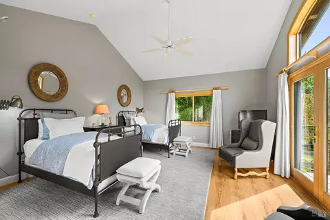 Bedroom - 2585 Marra Rd, Occidental, CA 95465 photo 6 of 6
