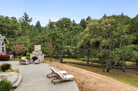 Exterior - 2585 Marra Rd, Occidental, CA 95465 photo 17 of 19