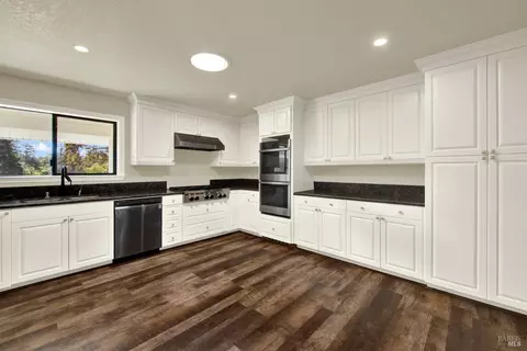 Kitchen - 875 White Cottage Rd N, Angwin, CA 94508 photo 2 of 8