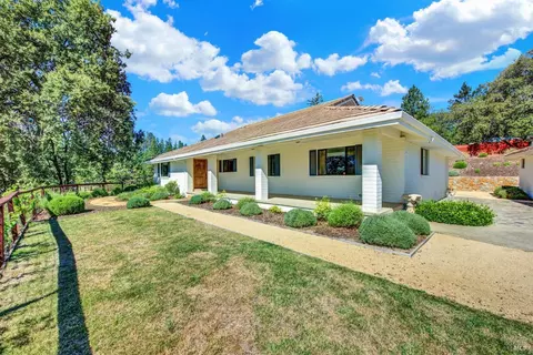 Exterior - 875 White Cottage Rd N, Angwin, CA 94508 photo 7 of 27