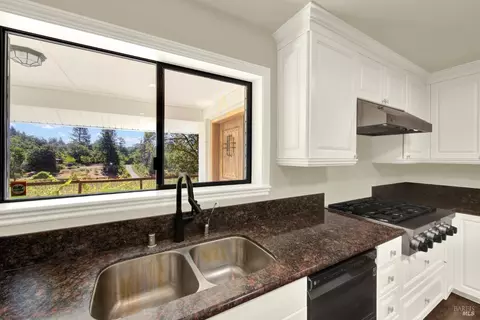 Kitchen - 875 White Cottage Rd N, Angwin, CA 94508 photo 4 of 8