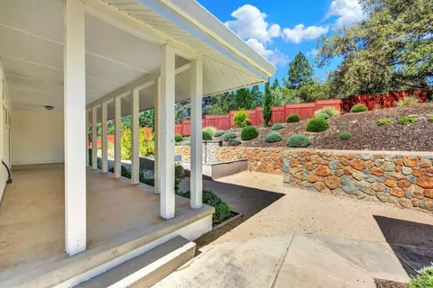 Exterior - 875 White Cottage Rd N, Angwin, CA 94508 photo 21 of 27