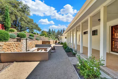 Exterior - 875 White Cottage Rd N, Angwin, CA 94508 photo 18 of 27