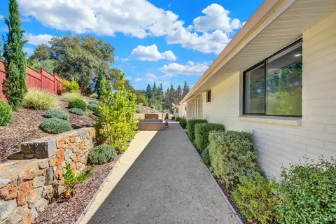 Exterior - 875 White Cottage Rd N, Angwin, CA 94508 photo 17 of 27
