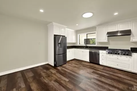 Kitchen - 875 White Cottage Rd N, Angwin, CA 94508 photo 1 of 8