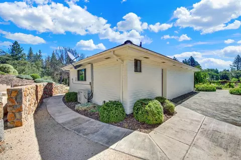 Exterior - 875 White Cottage Rd N, Angwin, CA 94508 photo 22 of 27