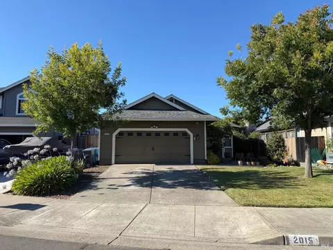 2015 Jackrabbit Ct, Santa Rosa, CA 95403