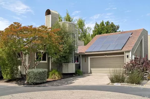 1455 Capri Ave, Petaluma, CA 94954