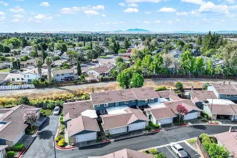 View/Area - 2819 Sundown Cir, Fairfield, CA 94533 photo 8 of 17
