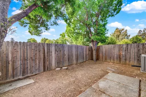 Exterior - 2819 Sundown Cir, Fairfield, CA 94533 photo 9 of 9