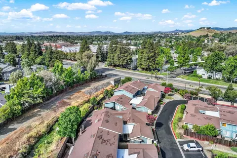 View/Area - 2819 Sundown Cir, Fairfield, CA 94533 photo 12 of 17