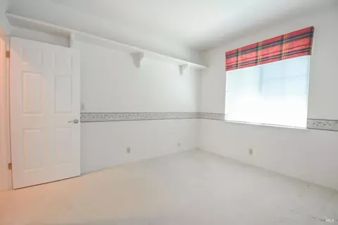 Bedroom - 613 Edenderry Dr, Vacaville, CA 95688 photo 1 of 6