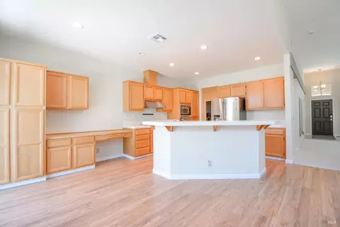 Other - 613 Edenderry Dr, Vacaville, CA 95688 photo 2 of 9