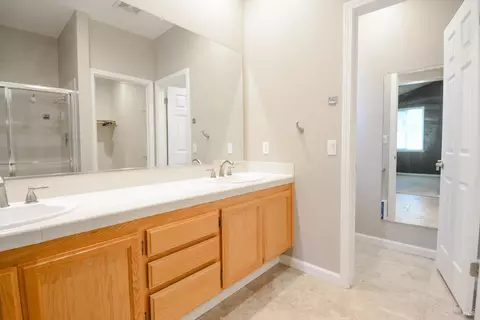 Entry Way - 613 Edenderry Dr, Vacaville, CA 95688 photo 1 of 1