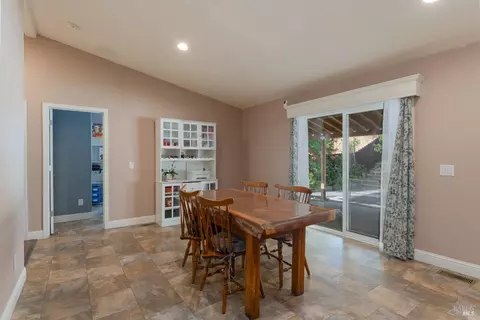 3437 Sol Ln, Ukiah, CA 95482 photo 8