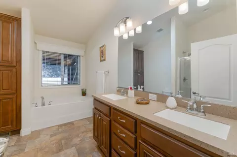 3437 Sol Ln, Ukiah, CA 95482 photo 9